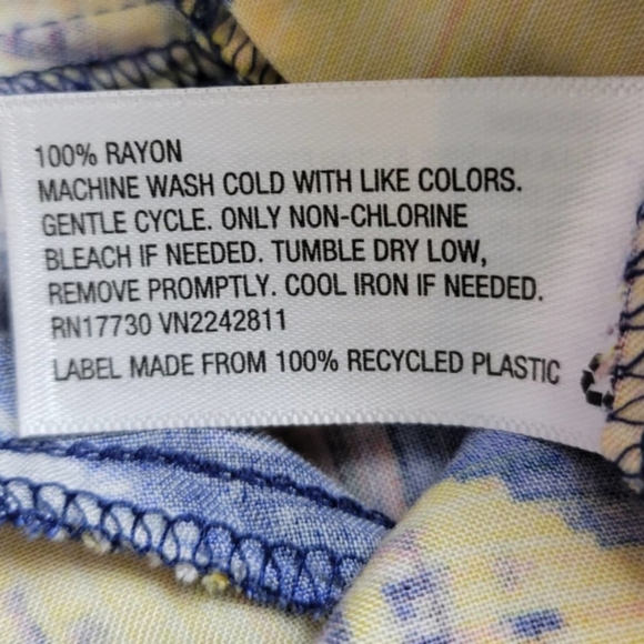 Xhilaration Yellow Tribal Print Drawstring Onesie Romper Medium Aztec  Linen MED - Picture 4 of 6